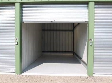 Petit Box ouvert avec volet du Boss du Stockage - SCI Luto