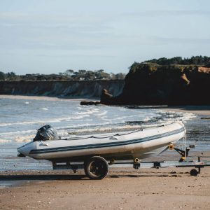 Zodiac sur remorque stocké chez le Boss du Stockage - SCI Luto